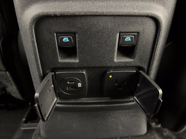 Used 2023 Ford Bronco Wildtrak AWD/4WD image 42
