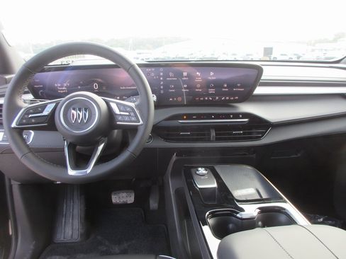 New 2026 Buick Enclave Avenir image 17