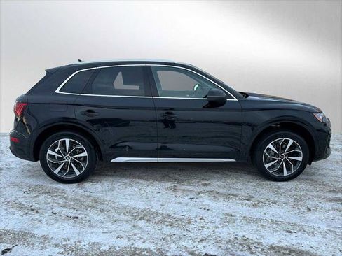 Used 2021 Audi Q5 2.0T Premium Plus w/ Premium Plus Package image 2