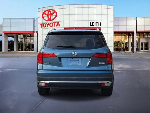 Used 2018 Honda Pilot Touring image 6