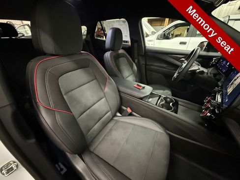 Used 2024 Chevrolet Blazer EV RS image 47