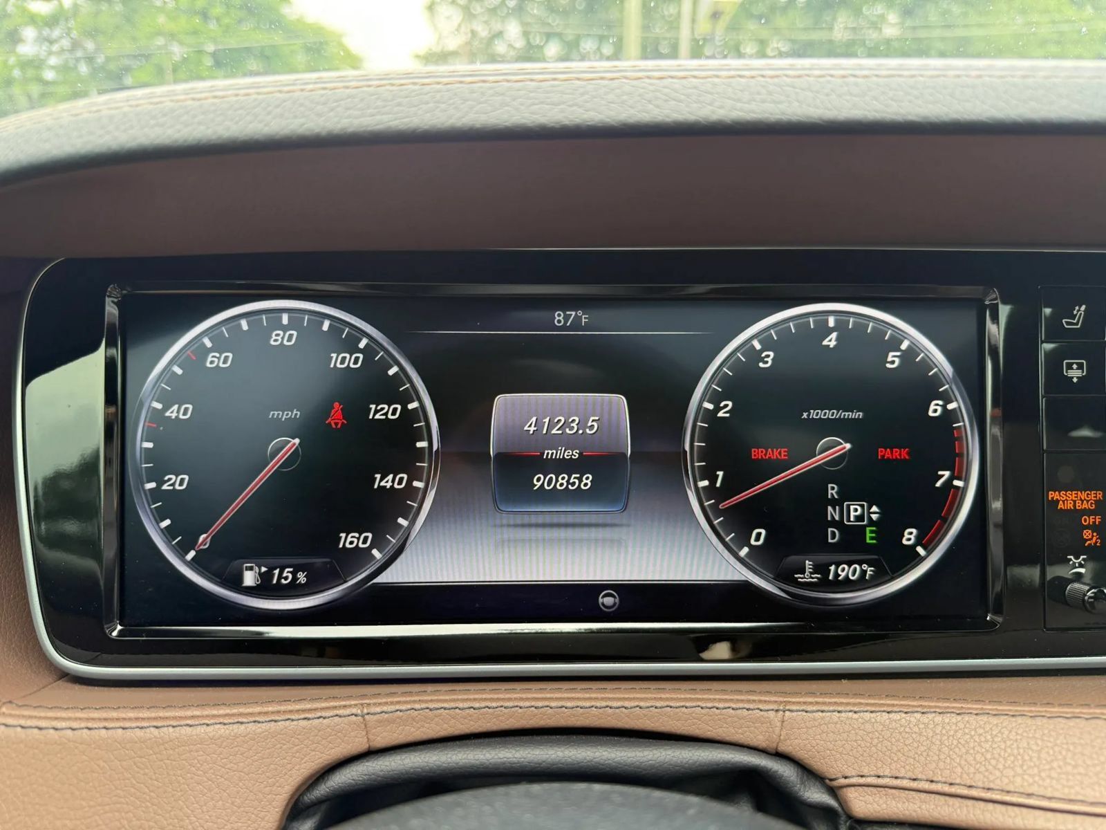 Used 2015 Mercedes-Benz S 550 Sedan image 32