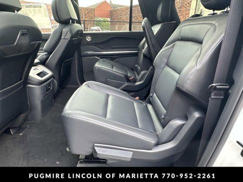 New 2025 Lincoln Navigator L Reserve w/ Jet Appearance Package image 24