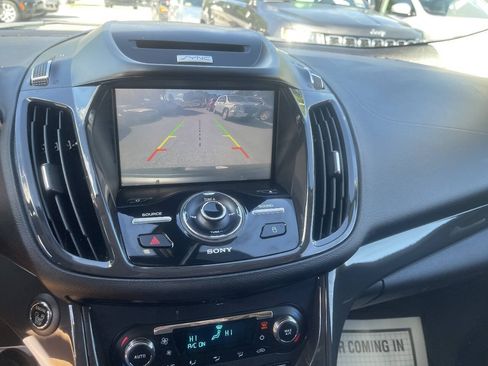 Used 2015 Ford Escape Titanium AWD/4WD image 19