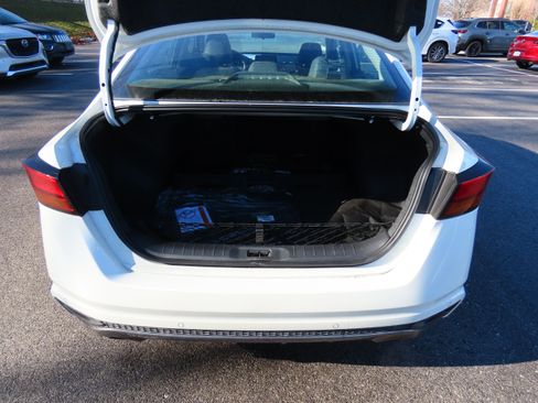 Used 2020 Nissan Altima 2.0 SR image 19