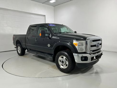 Used 2014 Ford F250 XLT w/ XLT Value Package image 2