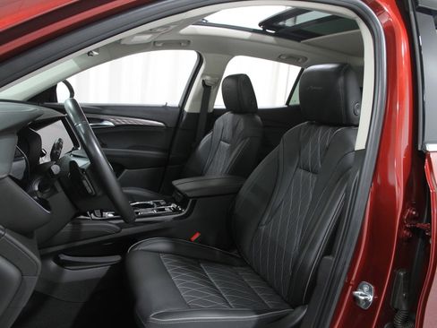 Used 2023 Buick Envision Avenir image 5