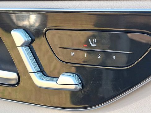 Used 2026 Mercedes-Benz GLC 300 4MATIC image 22