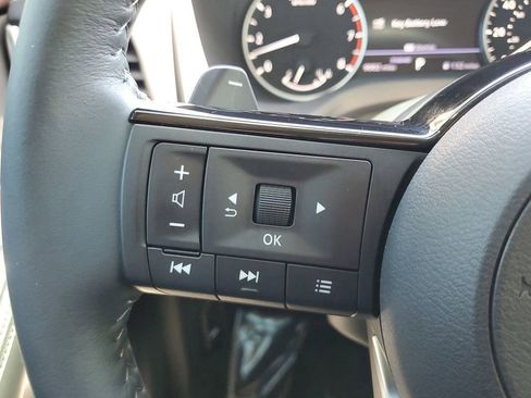 Used 2022 Nissan Rogue SL image 28