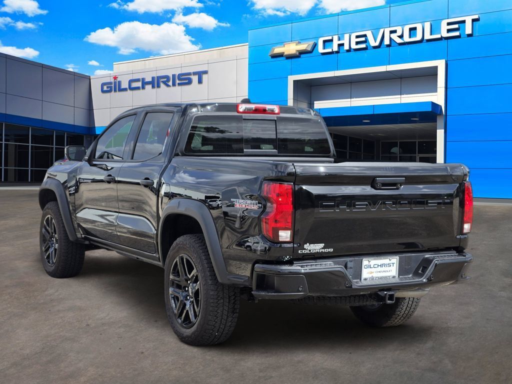 New 2025 Chevrolet Colorado Trail Boss w/ Midnight Edition AWD/4WD image 6