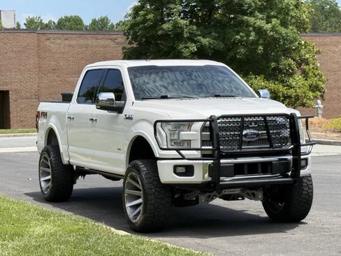 Used 2015 Ford F150 Platinum w/ Equipment Group 701A Luxury AWD/4WD image 3
