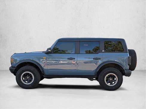 Used 2021 Ford Bronco Badlands w/ Sasquatch Package AWD/4WD image 8