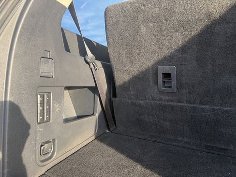 Used 2022 Ford Expedition XLT image 26