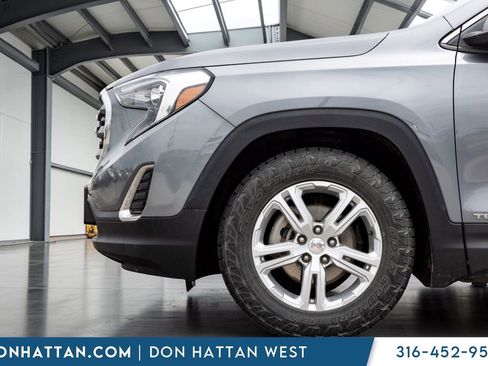 Used 2018 GMC Terrain SLE FWD image 29