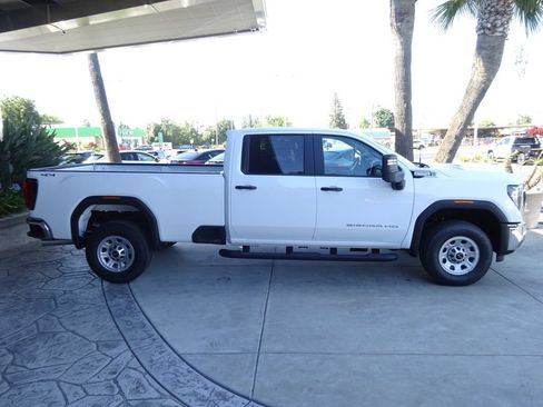 New 2026 GMC Sierra 2500 Pro w/ 1SA Pro Safety Plus Package AWD/4WD image 9