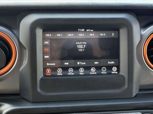 Used 2021 Jeep Gladiator Mojave image 18