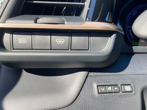 New 2026 Toyota Crown Limited image 22