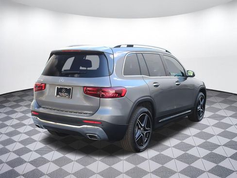 New 2026 Mercedes-Benz GLB 250 image 9