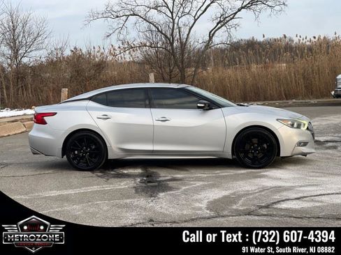 Used 2017 Nissan Maxima 3.5 SL FWD image 9