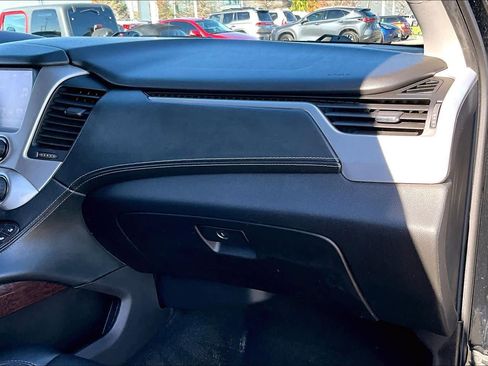 Used 2016 GMC Yukon SLT image 17