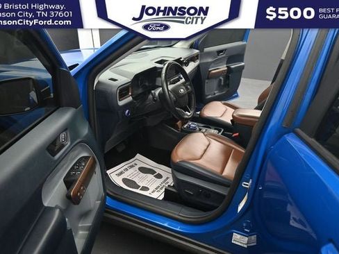 Certified 2022 Ford Maverick Lariat w/ Lariat Luxury Package AWD/4WD image 19