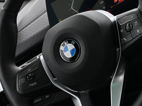 Certified 2025 BMW X2 xDrive28i AWD/4WD image 25