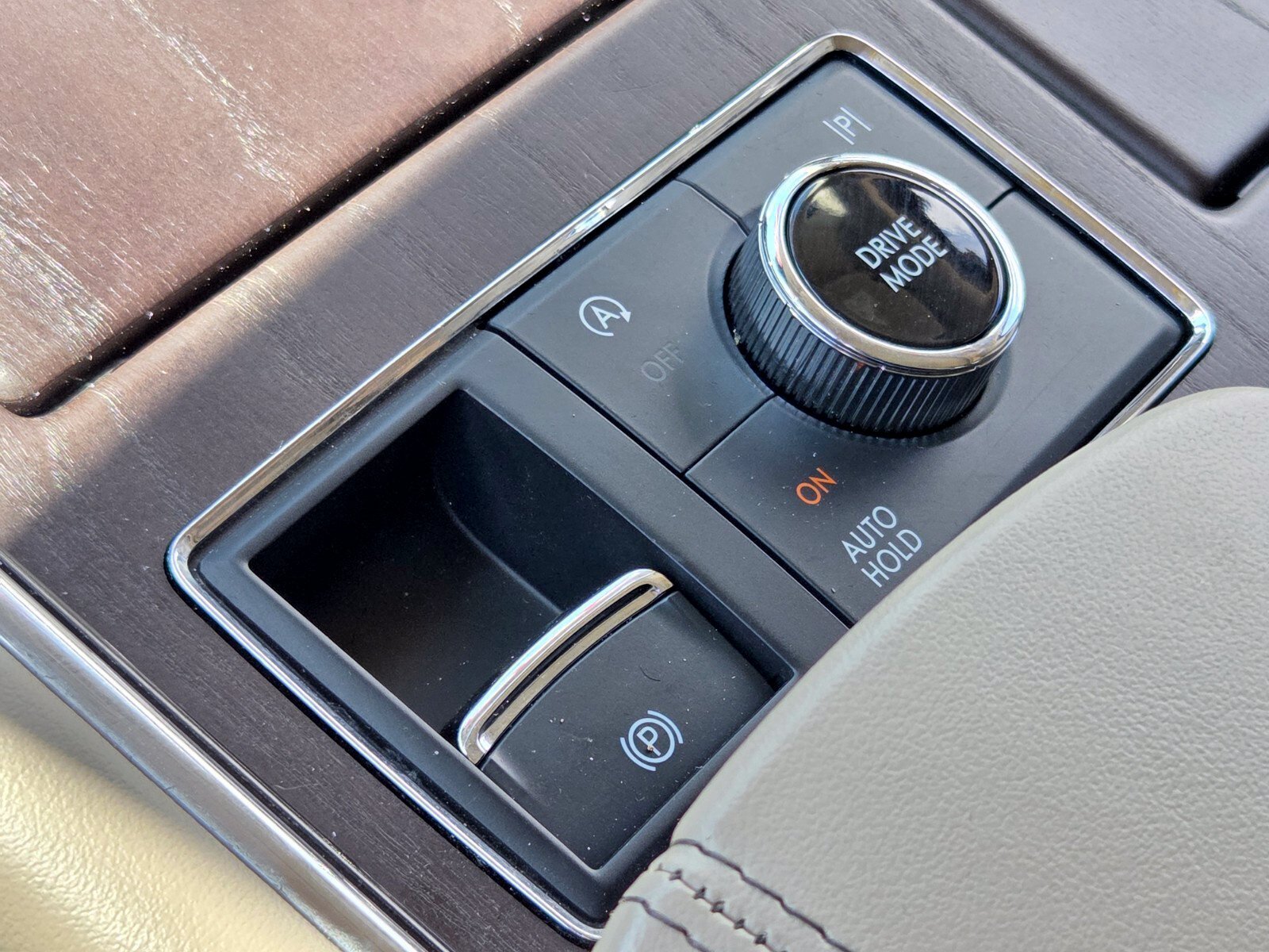 Used 2023 Lincoln Navigator Reserve AWD/4WD image 33