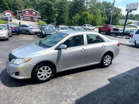 Used 2010 Toyota Corolla image 8