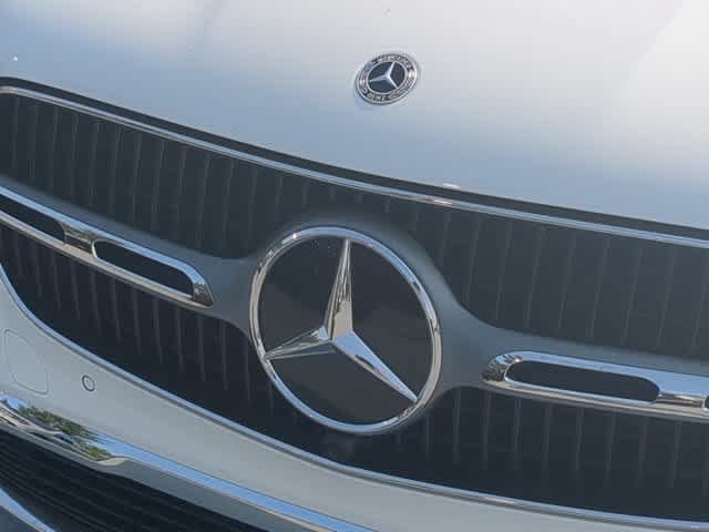 Certified 2025 Mercedes-Benz GLC 300 image 11