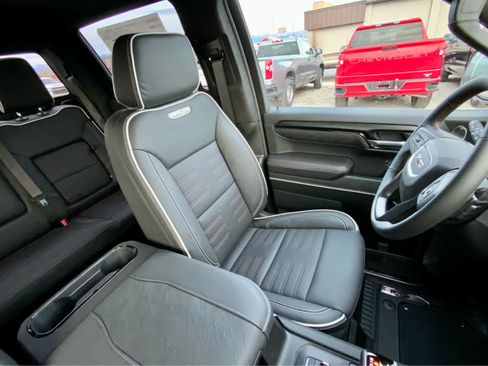 New 2026 GMC Sierra 1500 AT4X image 32