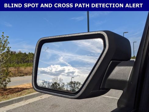 Used 2023 Ford F150 XLT image 4