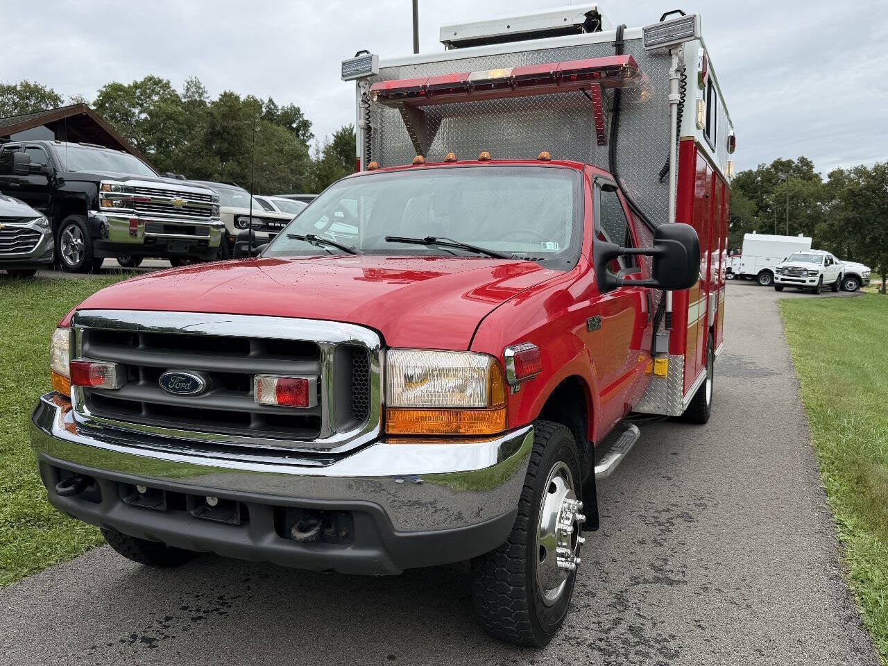 Used 1999 Ford F450 4x4 Regular Cab Super Duty image 12