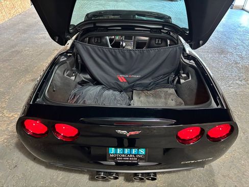Used 2011 Chevrolet Corvette Grand Sport w/ Preferred Equipment Group image 19