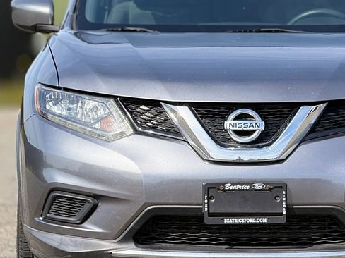 Used 2016 Nissan Rogue S image 11