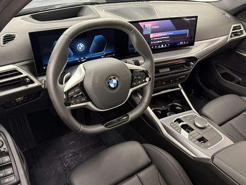 Used 2025 BMW 330i Sedan RWD image 4