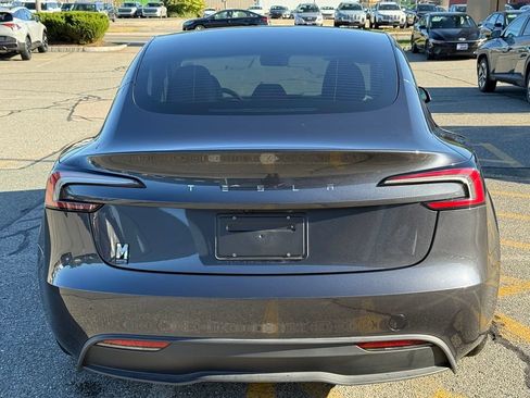 Used 2025 Tesla Model 3 RWD image 5