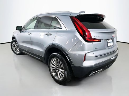 Used 2024 Cadillac XT4 Premium Luxury AWD/4WD image 5