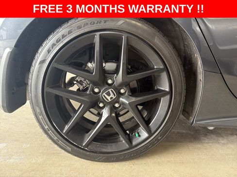 Used 2025 Honda Civic Sport image 31