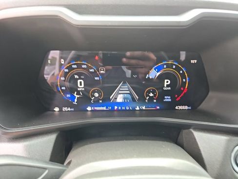 Used 2024 Chevrolet Colorado W/T RWD image 12