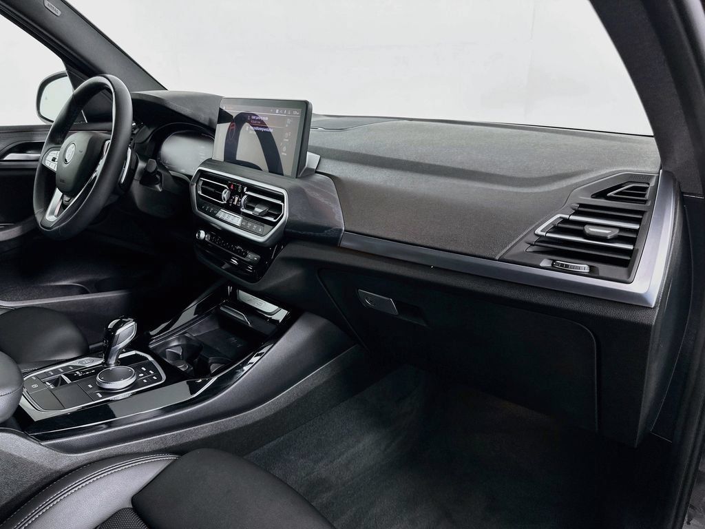 Used 2024 BMW X3 sDrive30i w/ Premium Package RWD image 30