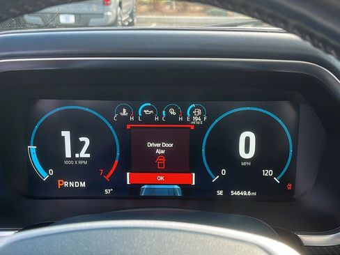 Used 2022 Ford F150 Limited image 14