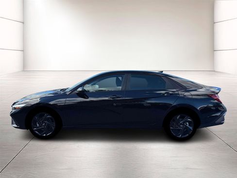 New 2026 Hyundai Elantra Sport FWD image 3
