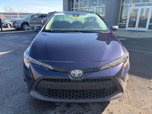 Used 2020 Toyota Corolla LE image 13