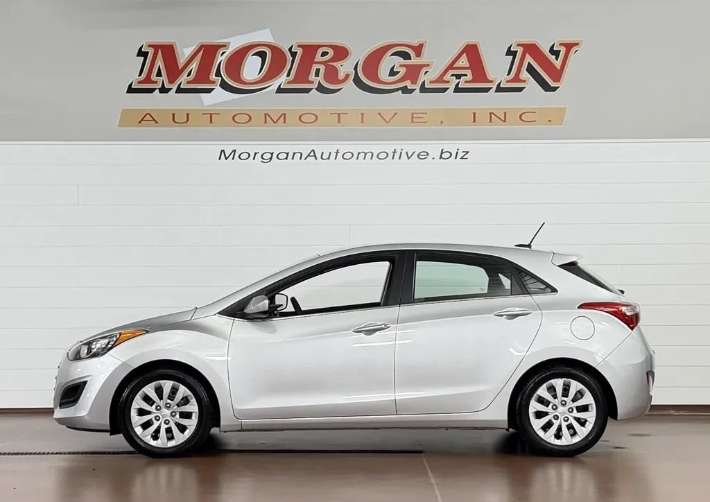 Used 2016 Hyundai Elantra GT FWD image 6