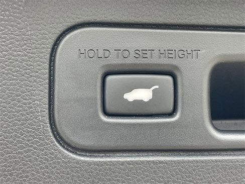 Certified 2025 Honda Pilot Elite image 31