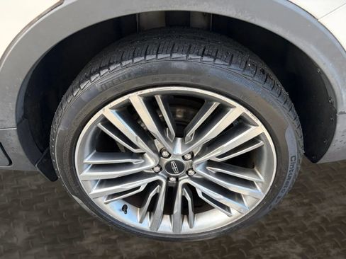 Used 2018 Lincoln MKC Reserve w/ Lincoln MKC Climate Package AWD/4WD image 37