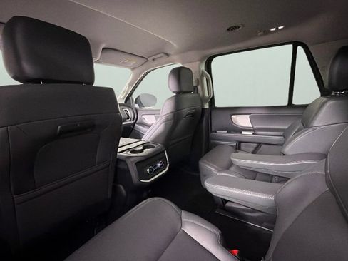 Used 2026 Ford Expedition Active RWD image 30