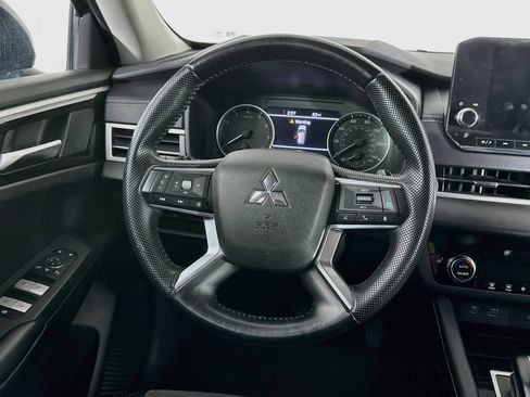 Used 2024 Mitsubishi Outlander SE FWD image 18