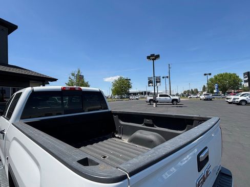 Used 2015 GMC Sierra 2500 Denali w/ Duramax Plus Package AWD/4WD image 5