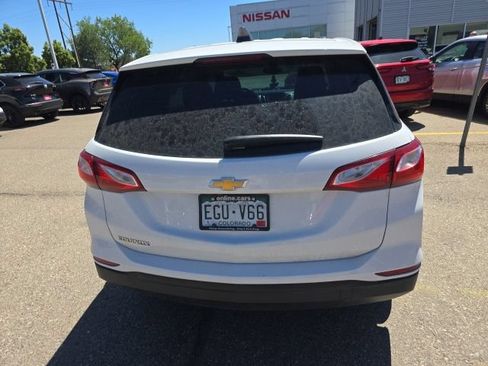Used 2020 Chevrolet Equinox LS FWD image 5